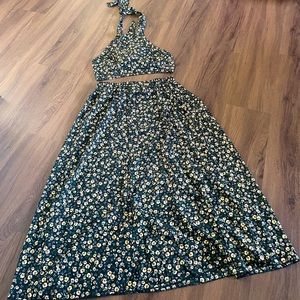 Floral print top and long skirt set
